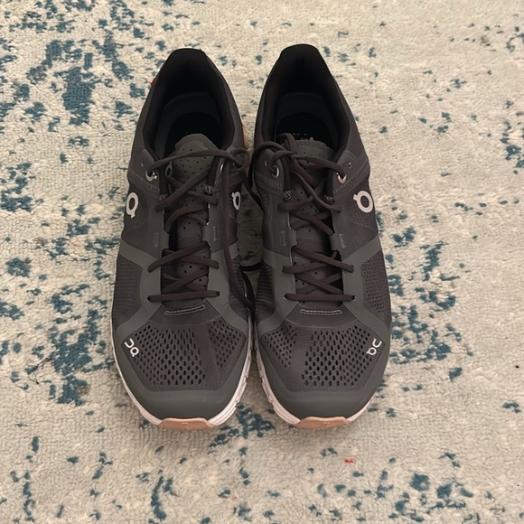 On Cloud Womens Cloudflow Rock/Rose Running Shoe - Picture 2 of 7